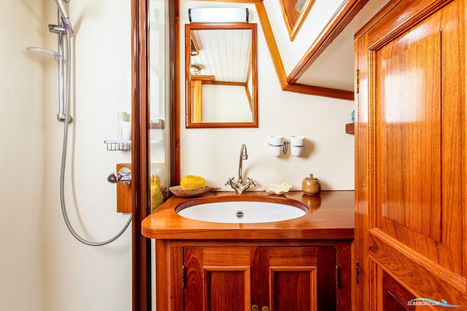 Lemsteraak Aukje Zwaantje