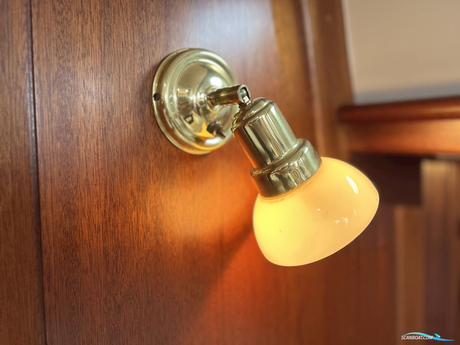 Lemsteraak Beluga Roefuitvoering Jachtuitvoering