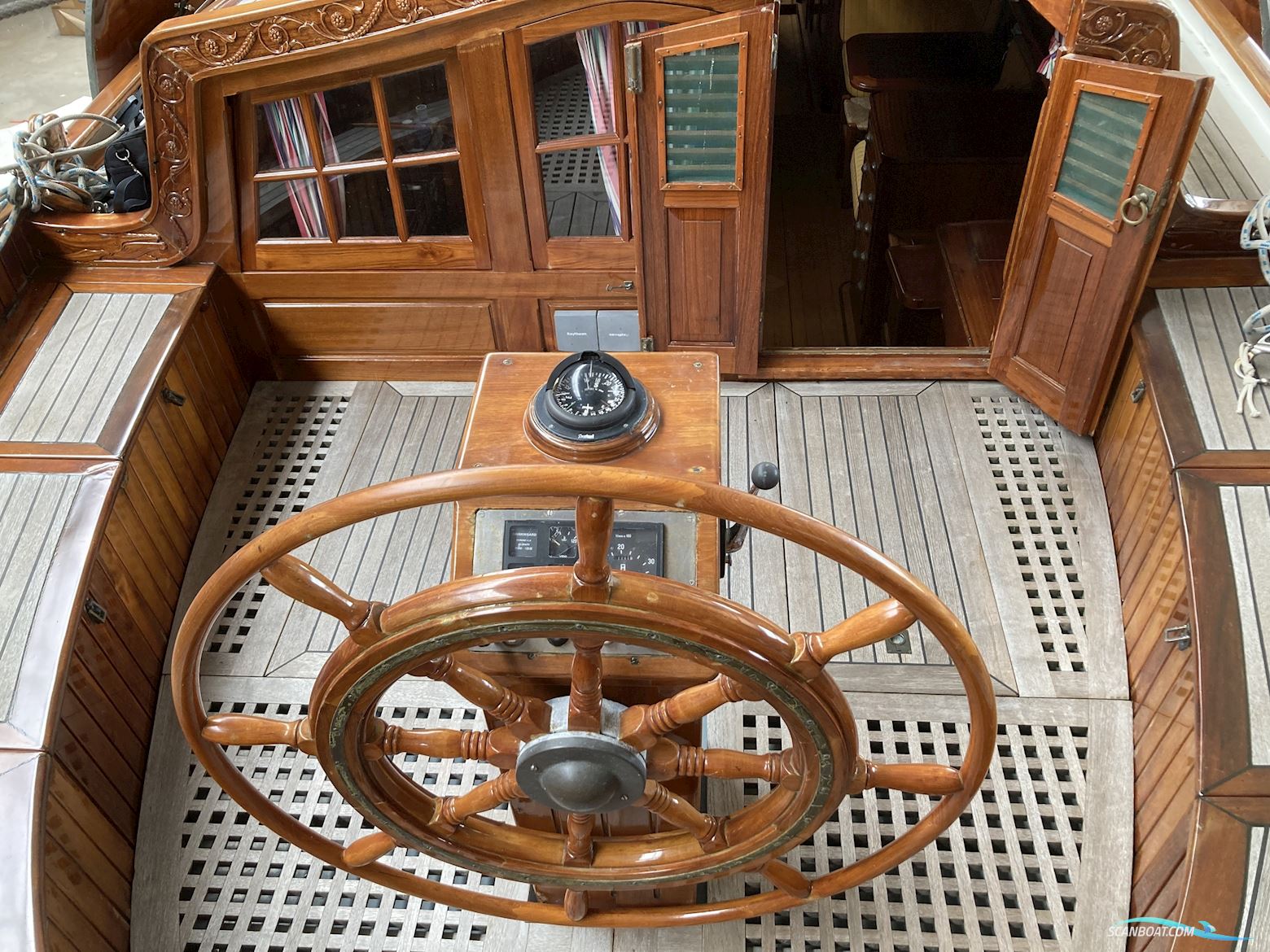 Lemsteraak Bonte Walvis - Roefuitvoering Stofberg 1320