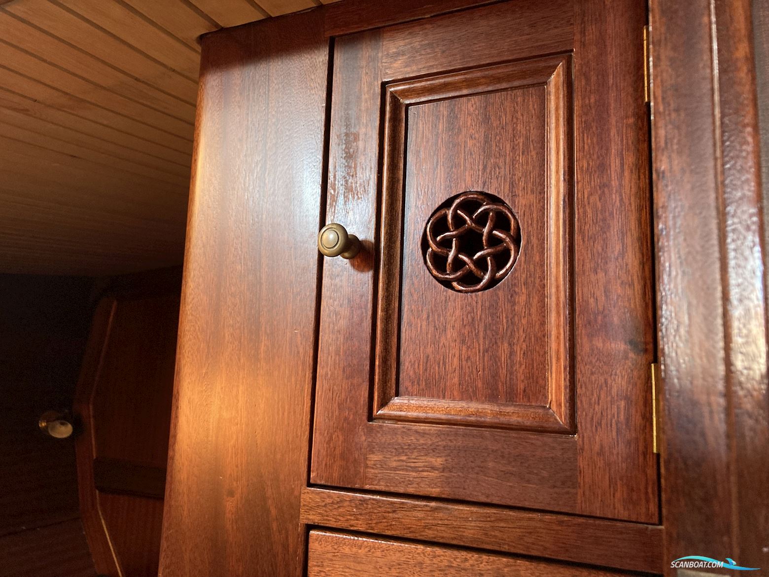 Lemsteraak Bonte Walvis - Roefuitvoering Stofberg 1320