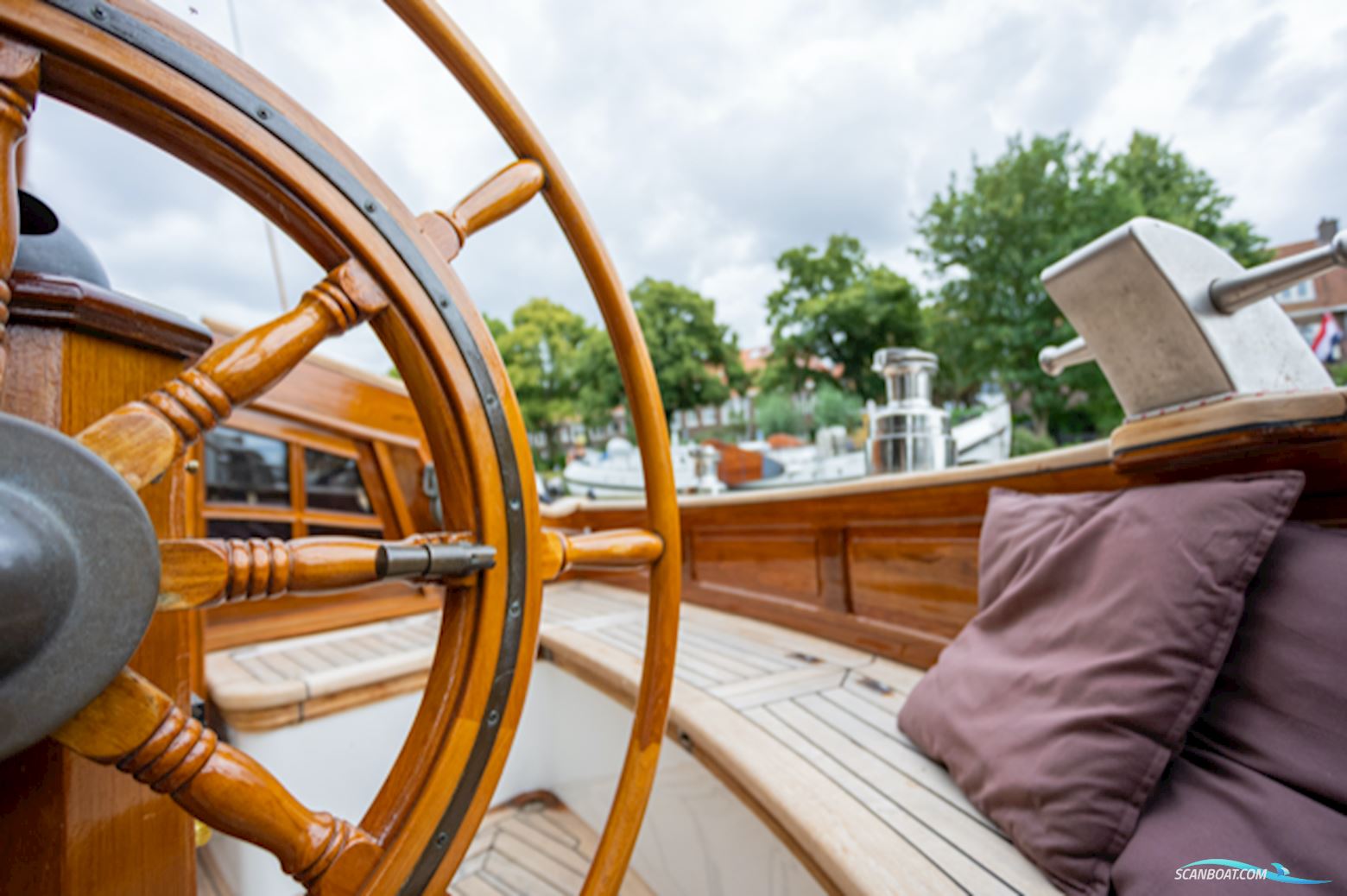 Lemsteraak De Noorderzon - Roefaak Hoek design