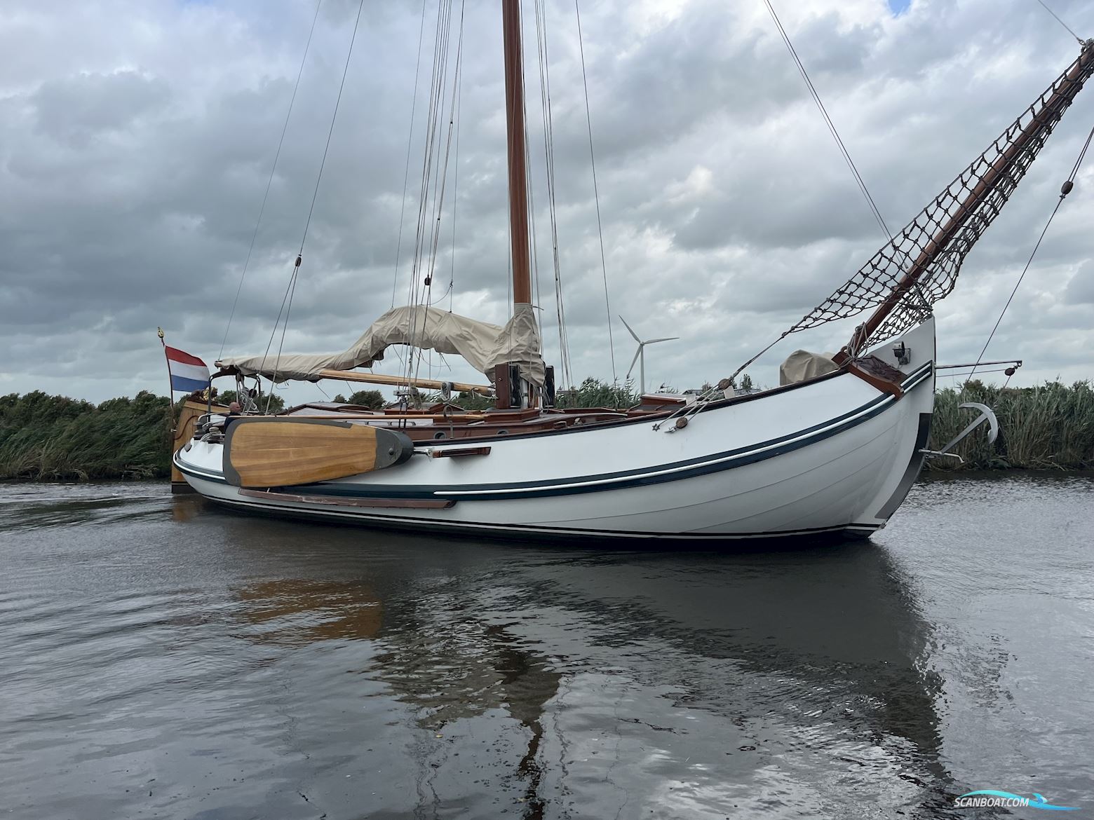 Lemsteraak Gouden Leeuw - Roefaak Hoek Design Sailingboat 1995, with Yanmar  engine, The Netherlands