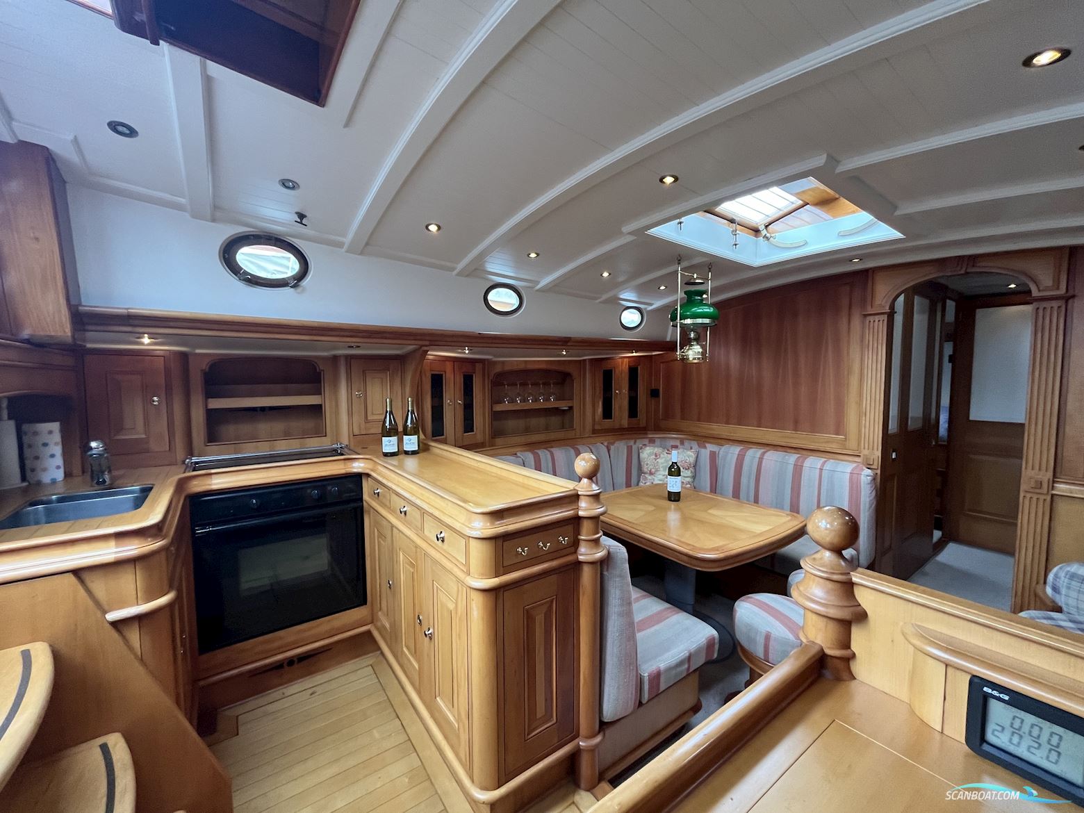 Lemsteraak Gouden Leeuw - Roefaak Hoek Design