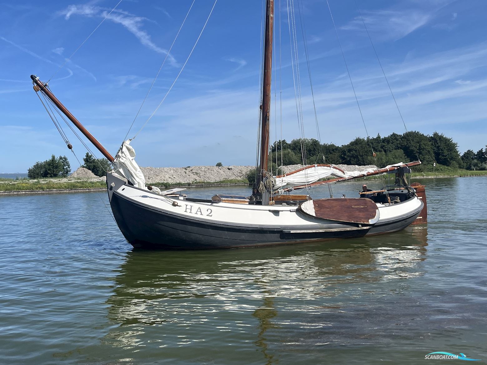 Lemsteraak HA2 - Vissermanaak Sailingboat 2005, with VW Marine engine, The Netherlands