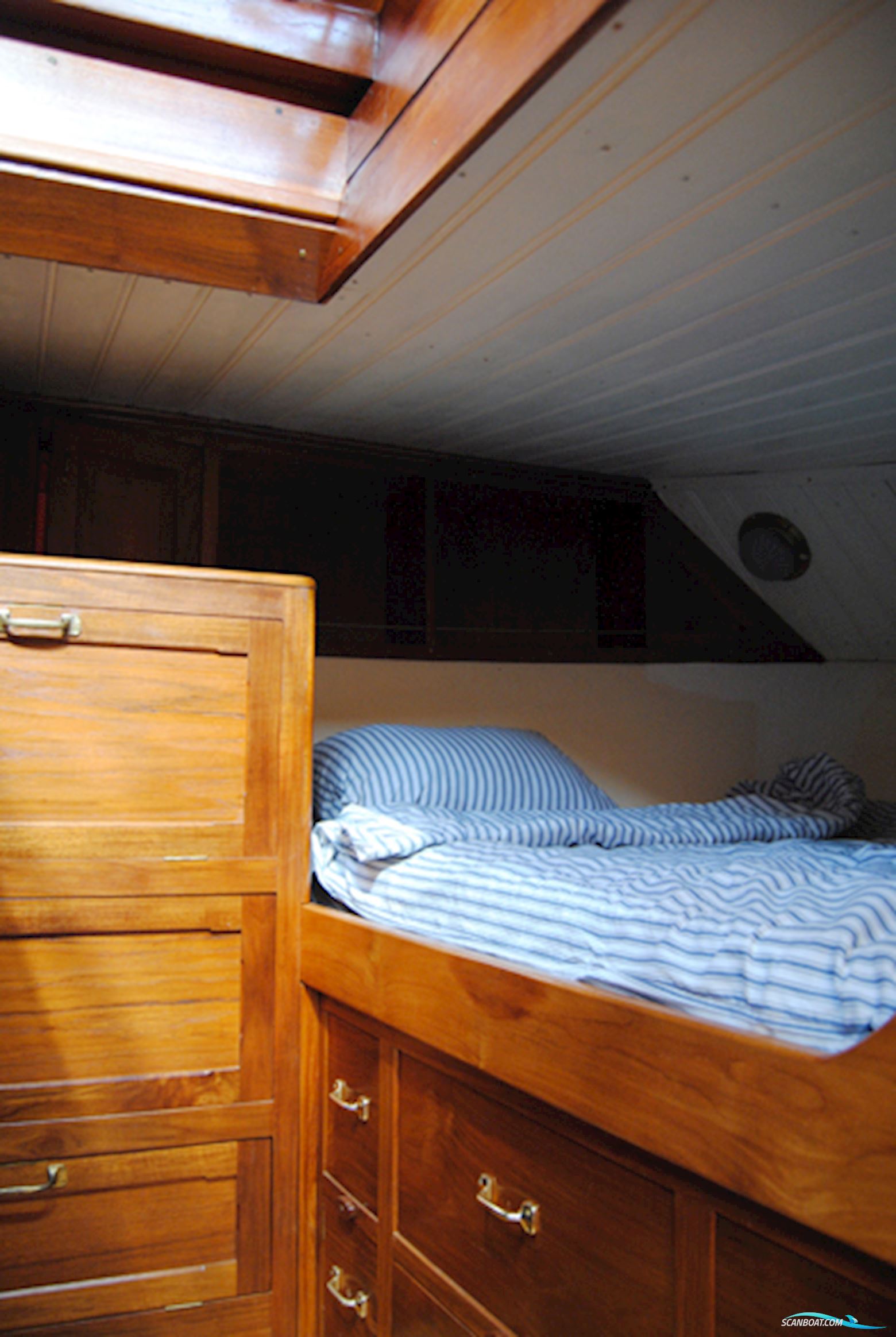 Lemsteraak Halley - Roefuitvoering