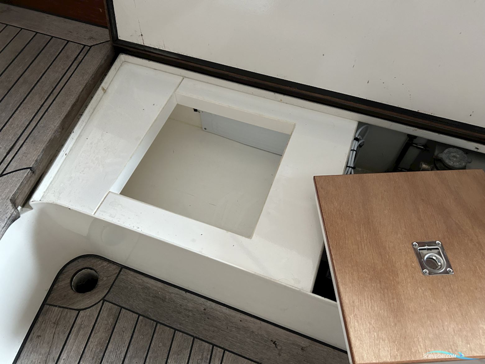 Lemsteraak Roefmodel - Walrus 1600