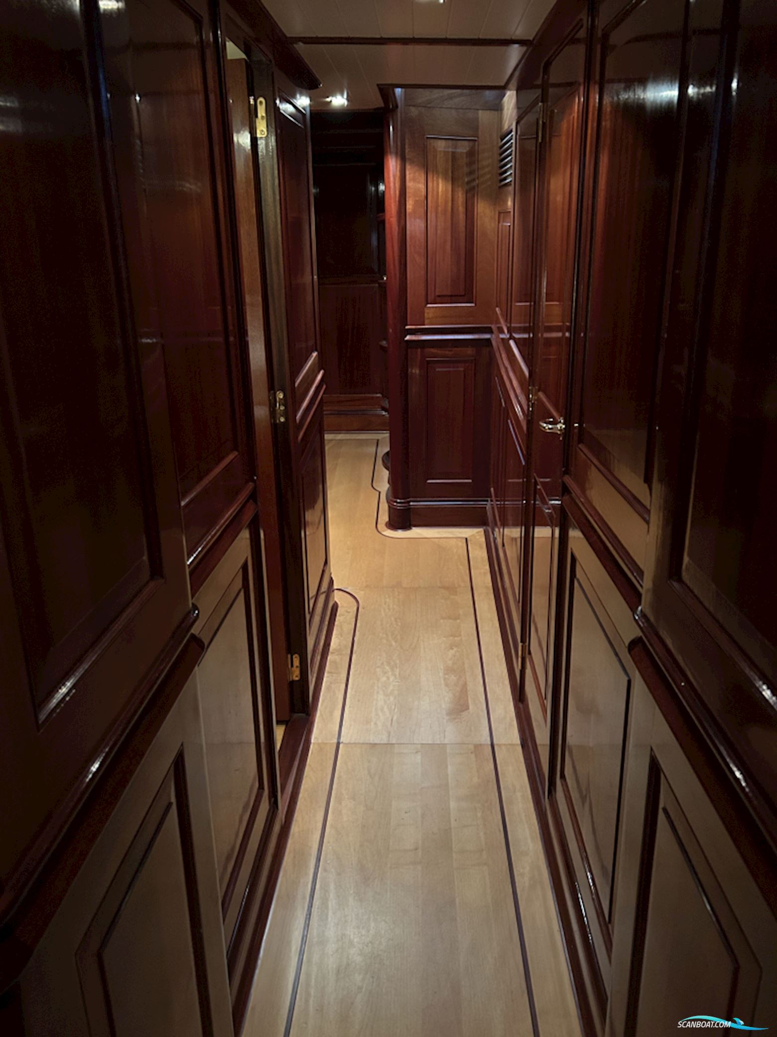 Lemsteraak Roefmodel - Walrus 1600