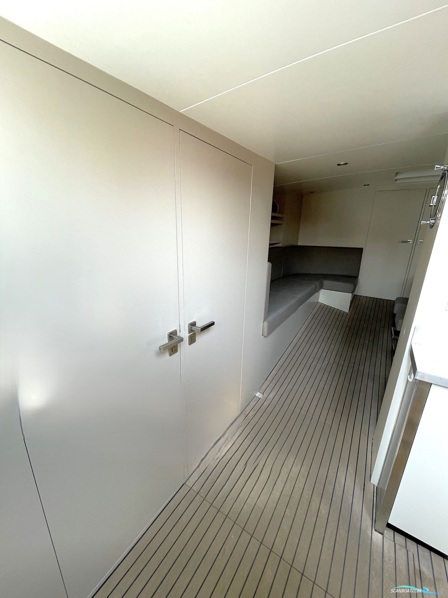 Lemsteraak Warber VA210 - Visserman Uitvoering