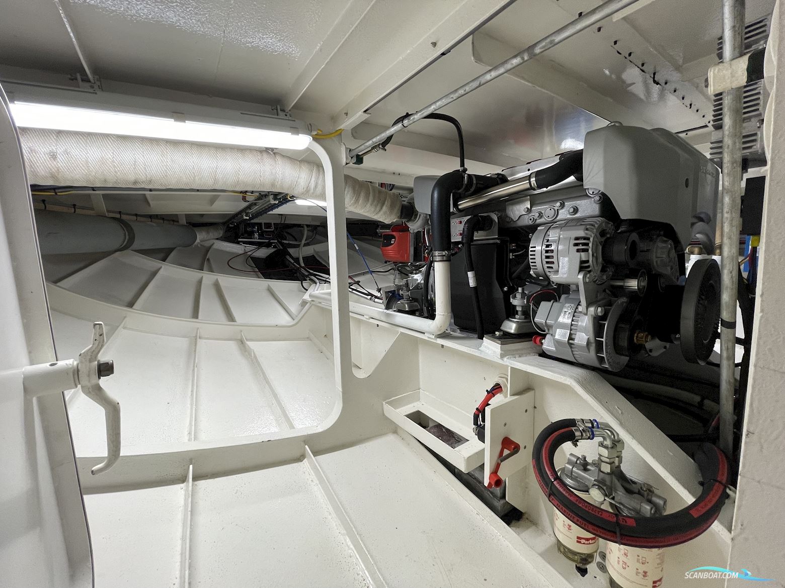 Lemsteraak Warber VA210 - Visserman Uitvoering