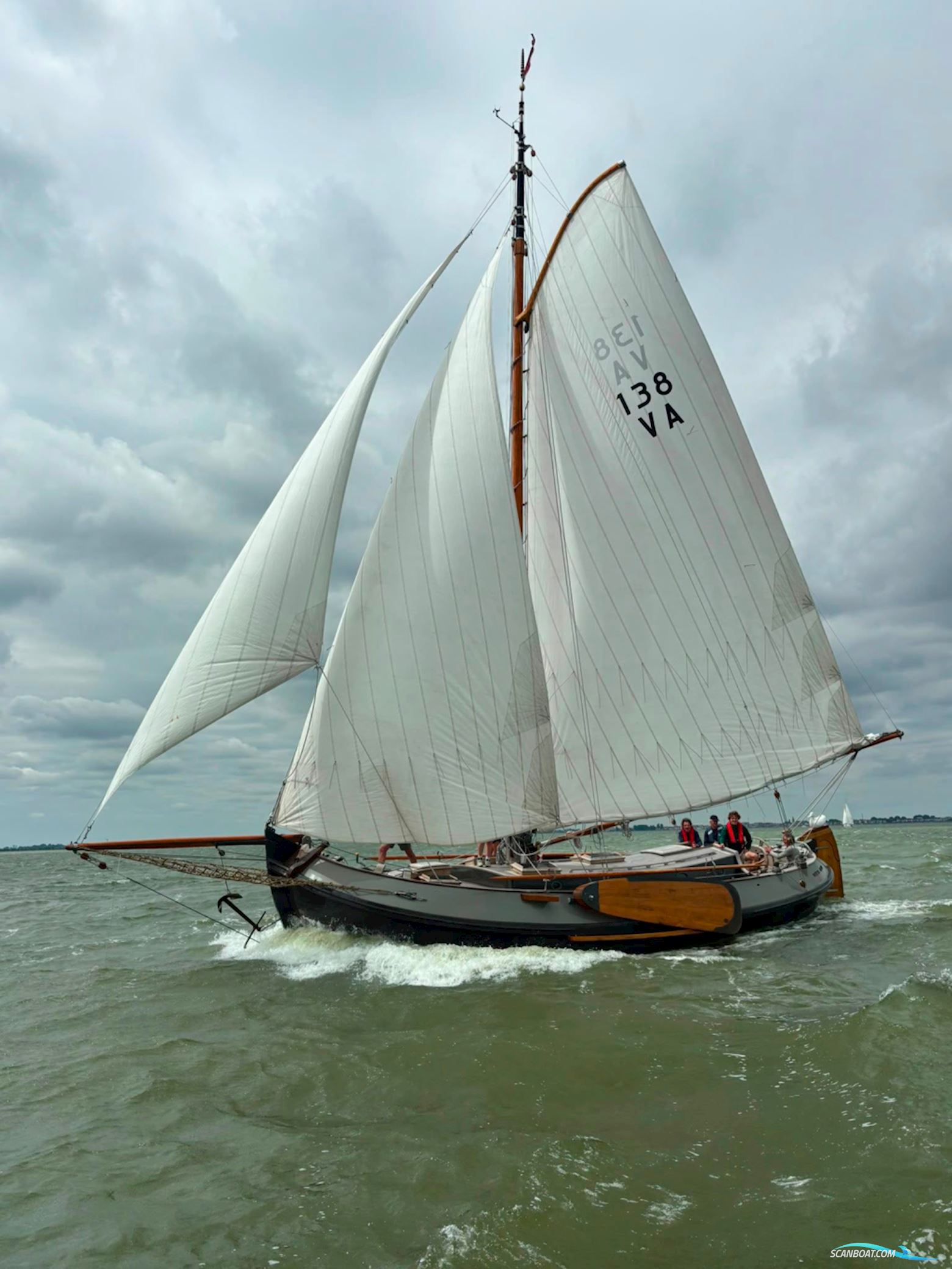Lemsteraak Witte Eend - Roefuitvoering Hoek Design