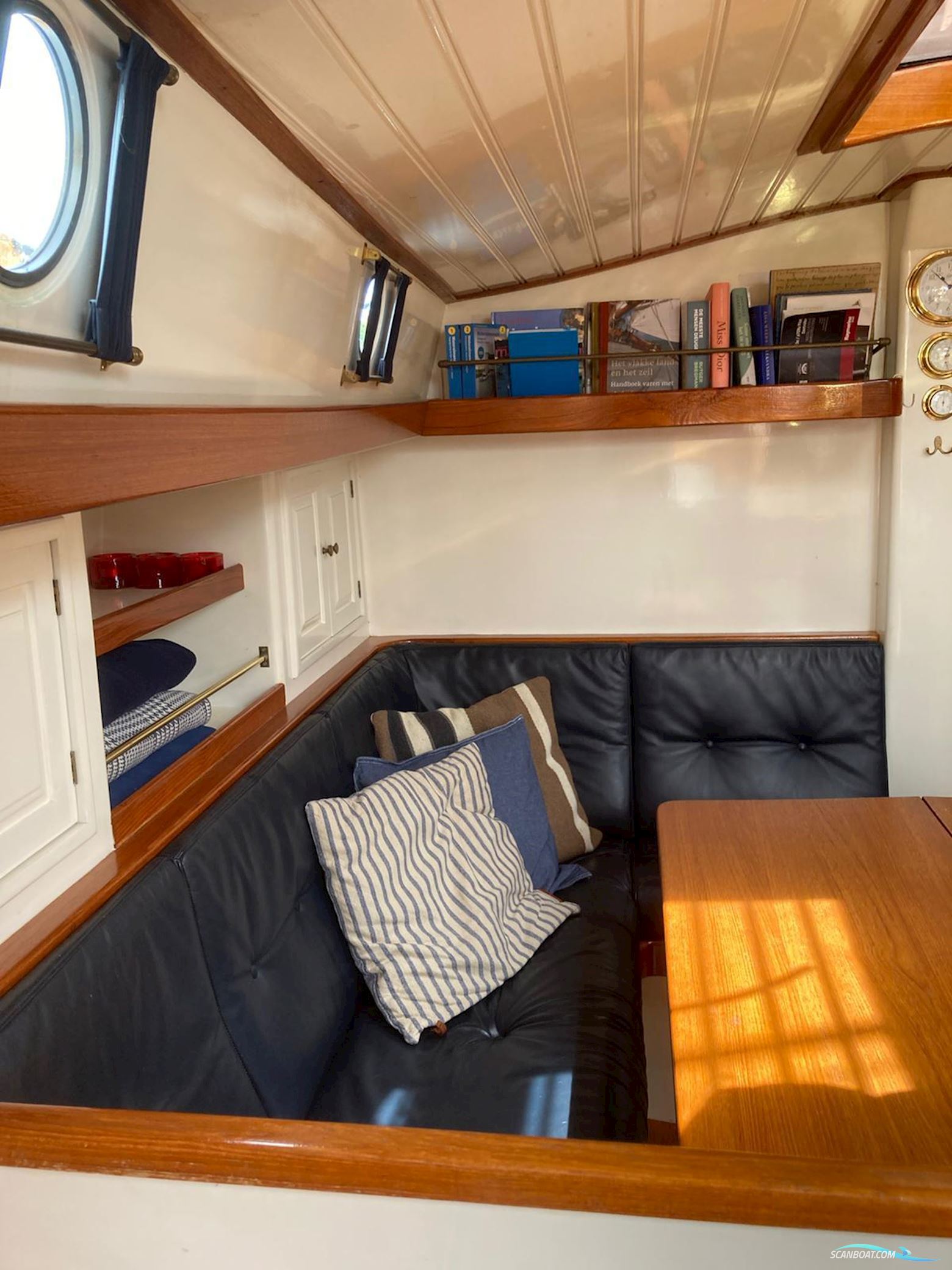 Lemsteraak Zonnewind - Roefuitvoering