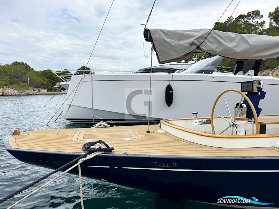 Leonardo Yachts Eagle 38