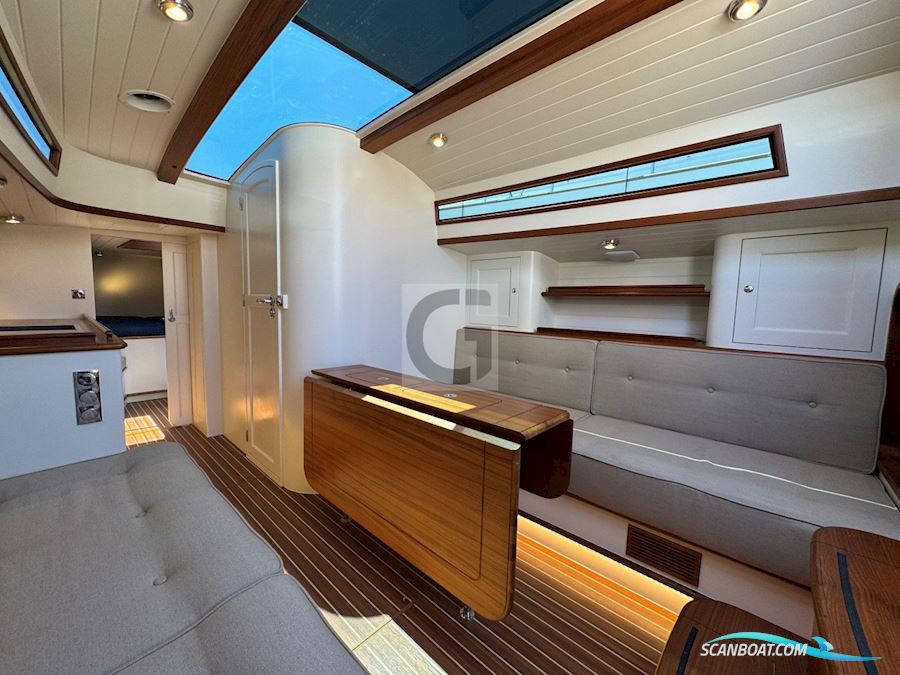 Leonardo Yachts Eagle 54