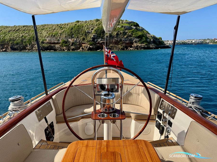 Leonardo Yachts Eagle 54