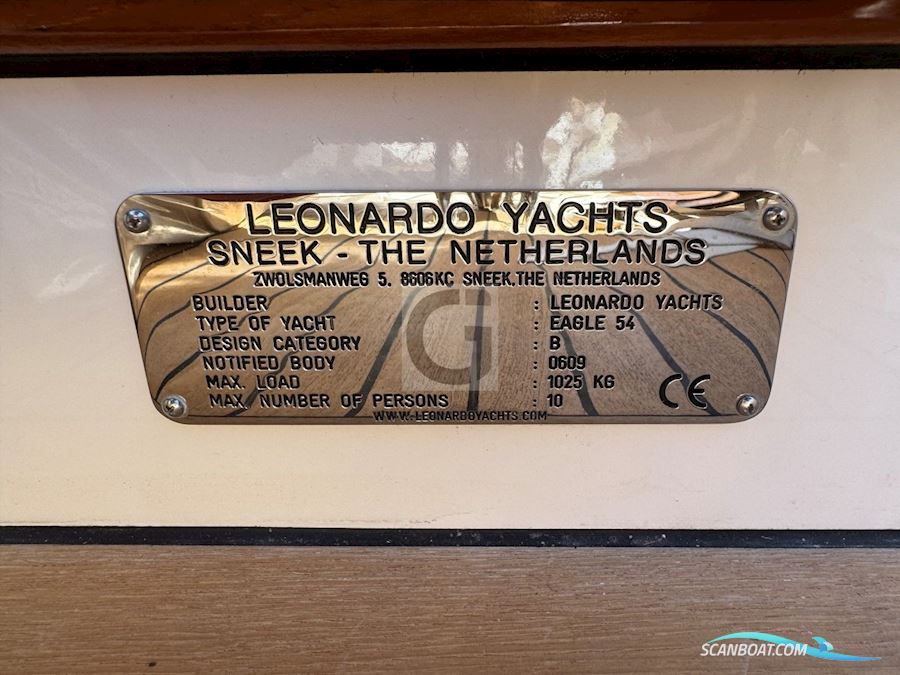 Leonardo Yachts Eagle 54