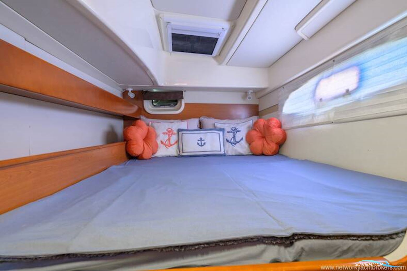 Leopard Catamarans Leopard 38