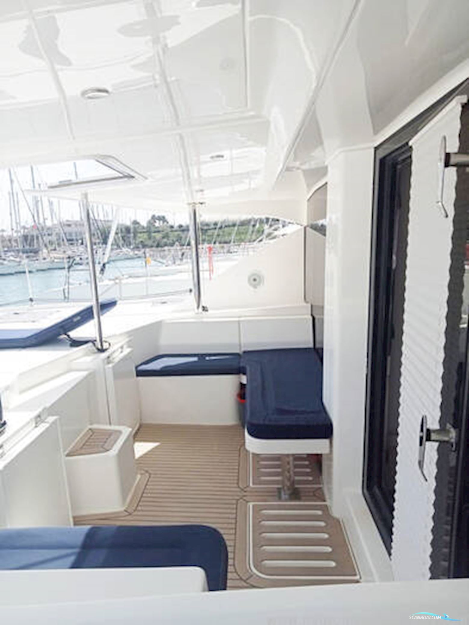 Leopard Catamarans Leopard 58