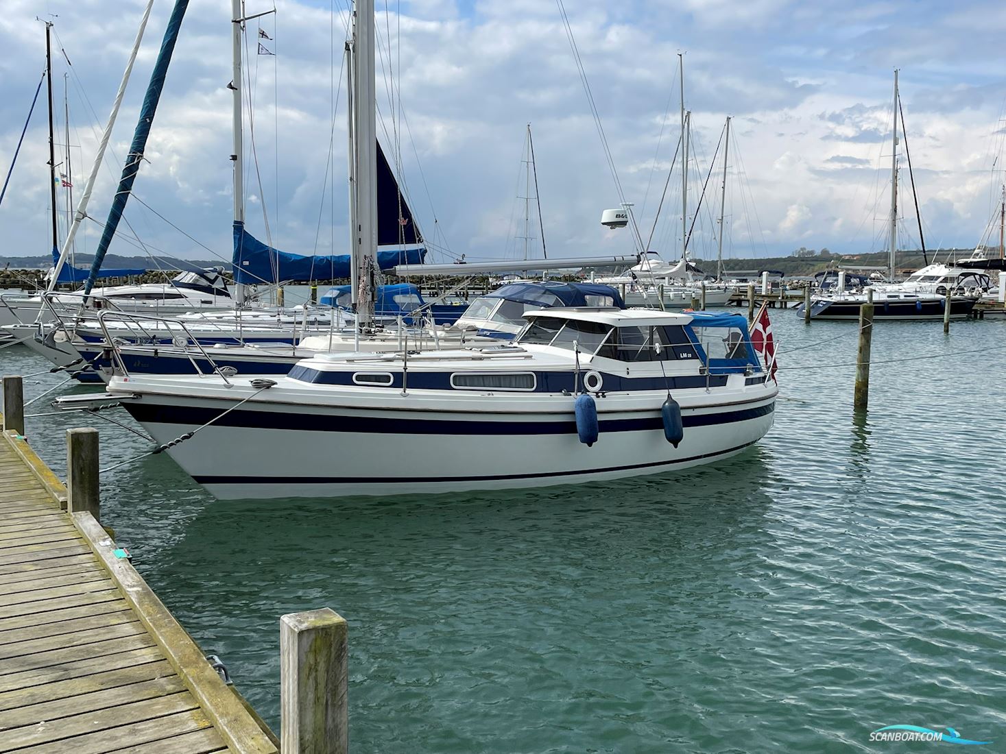 LM28 Sailingboat 1983, with Bukh engine, Denmark