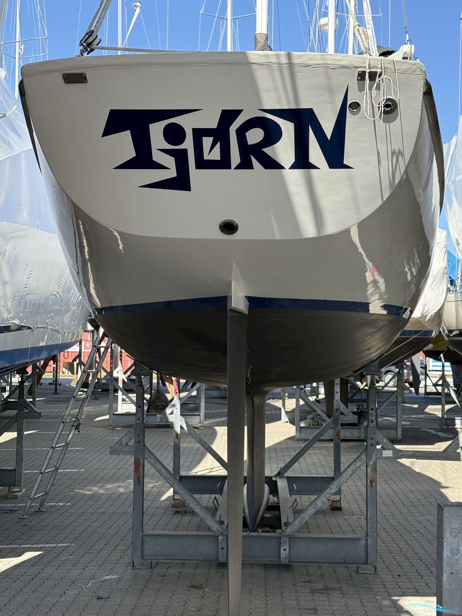 Luffe 40 One Off. NEDSAT