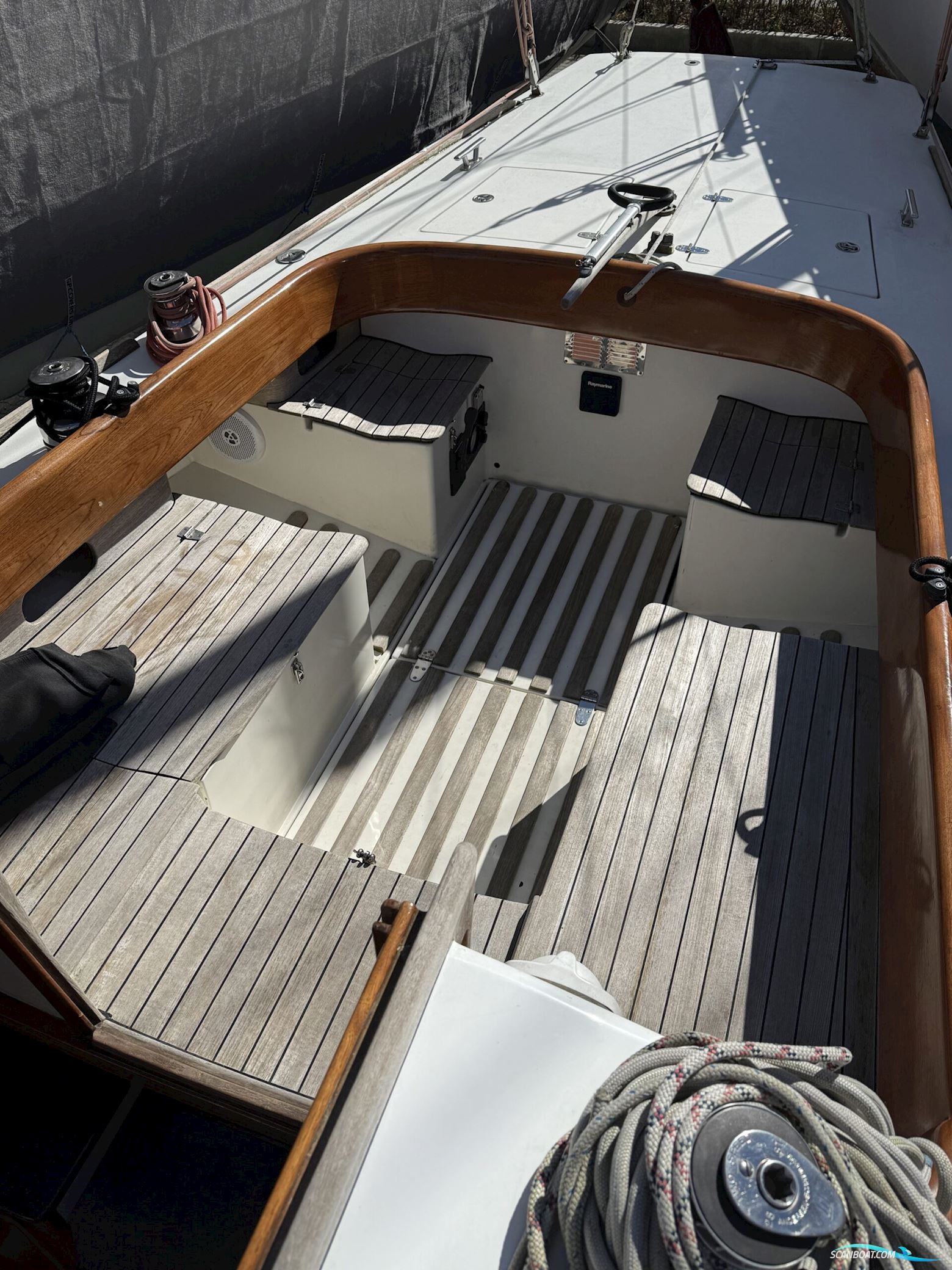 Luffe 40 One Off. NEDSAT