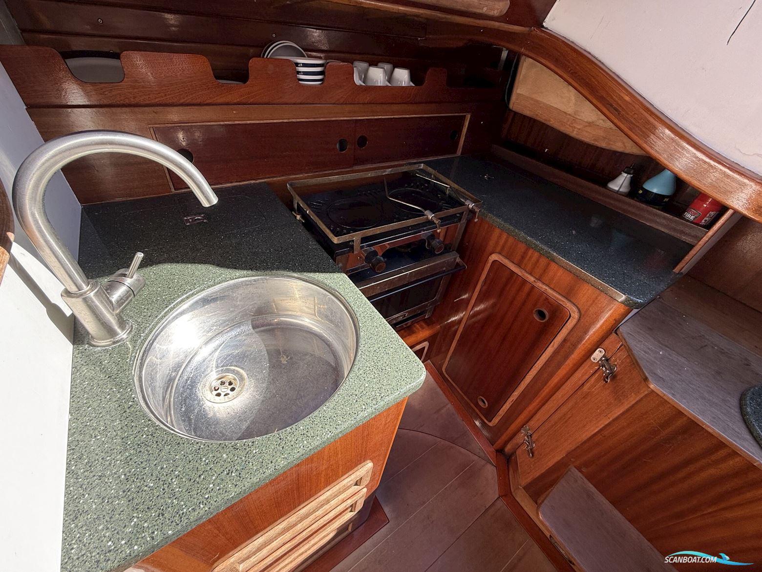 Luffe 40 One Off. NEDSAT