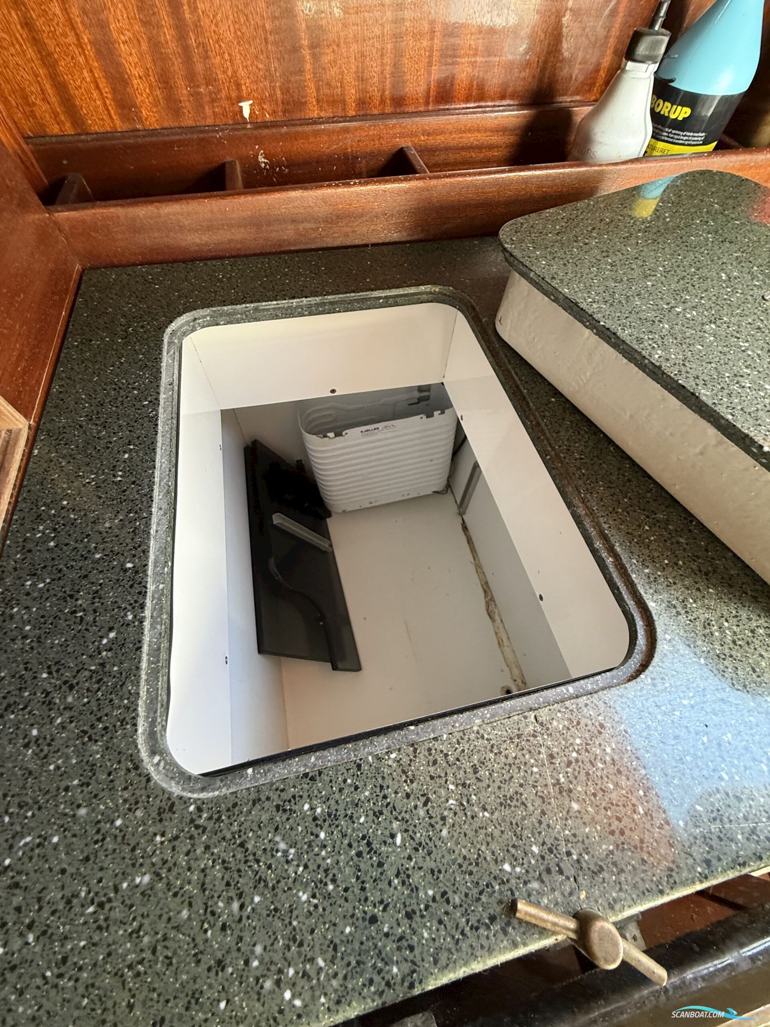 Luffe 40 One Off. NEDSAT