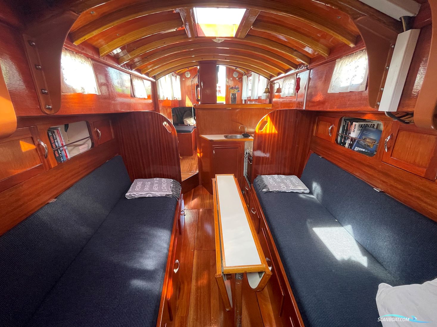 Mahogny Sejlbåd 32'