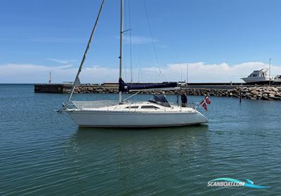 Maxi 1000 Sailingboat 1992, with Volvo Penta 2002 engine, Denmark
