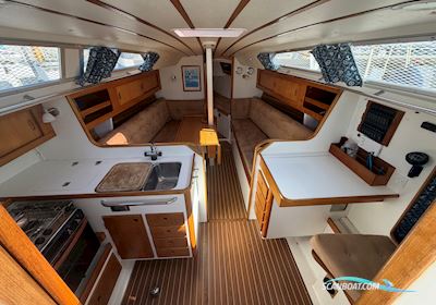 Maxi 1000 Sailingboat 1992, with Volvo Penta 2002 engine, Denmark