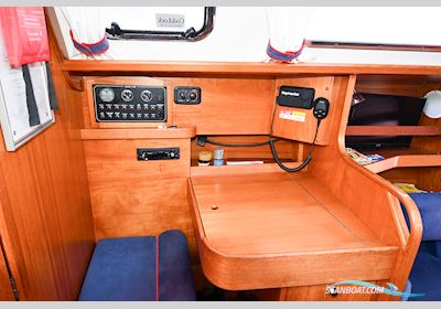 Maxi 1100 Sailingboat 2000, with Volvo Penta MD2030 engine, Sweden