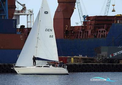 Maxi 909 Sailingboat 1988, with Craftsman CM2.16 engine, Denmark