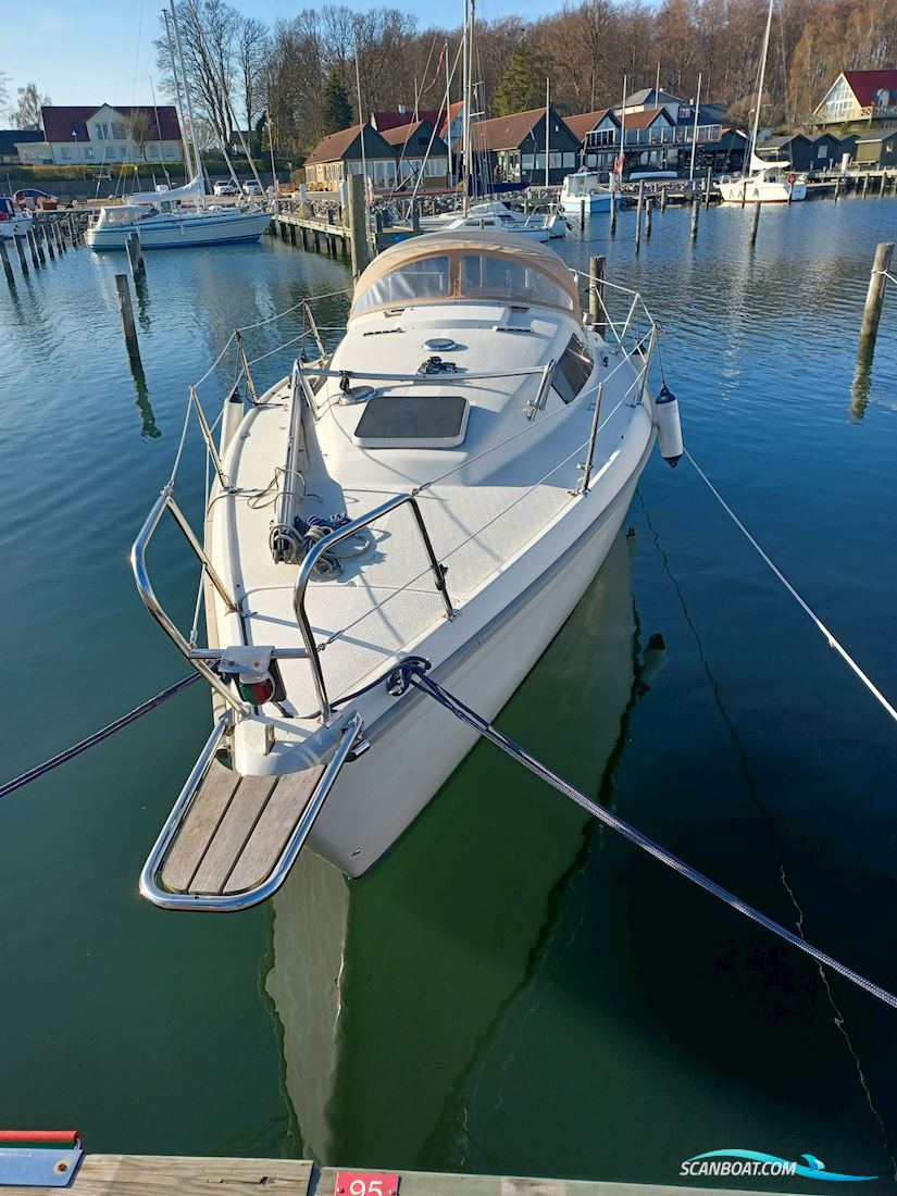 Maxi Fenix Dinette Sailingboat 1982, with Yanmar 2 ym 15 engine, Denmark
