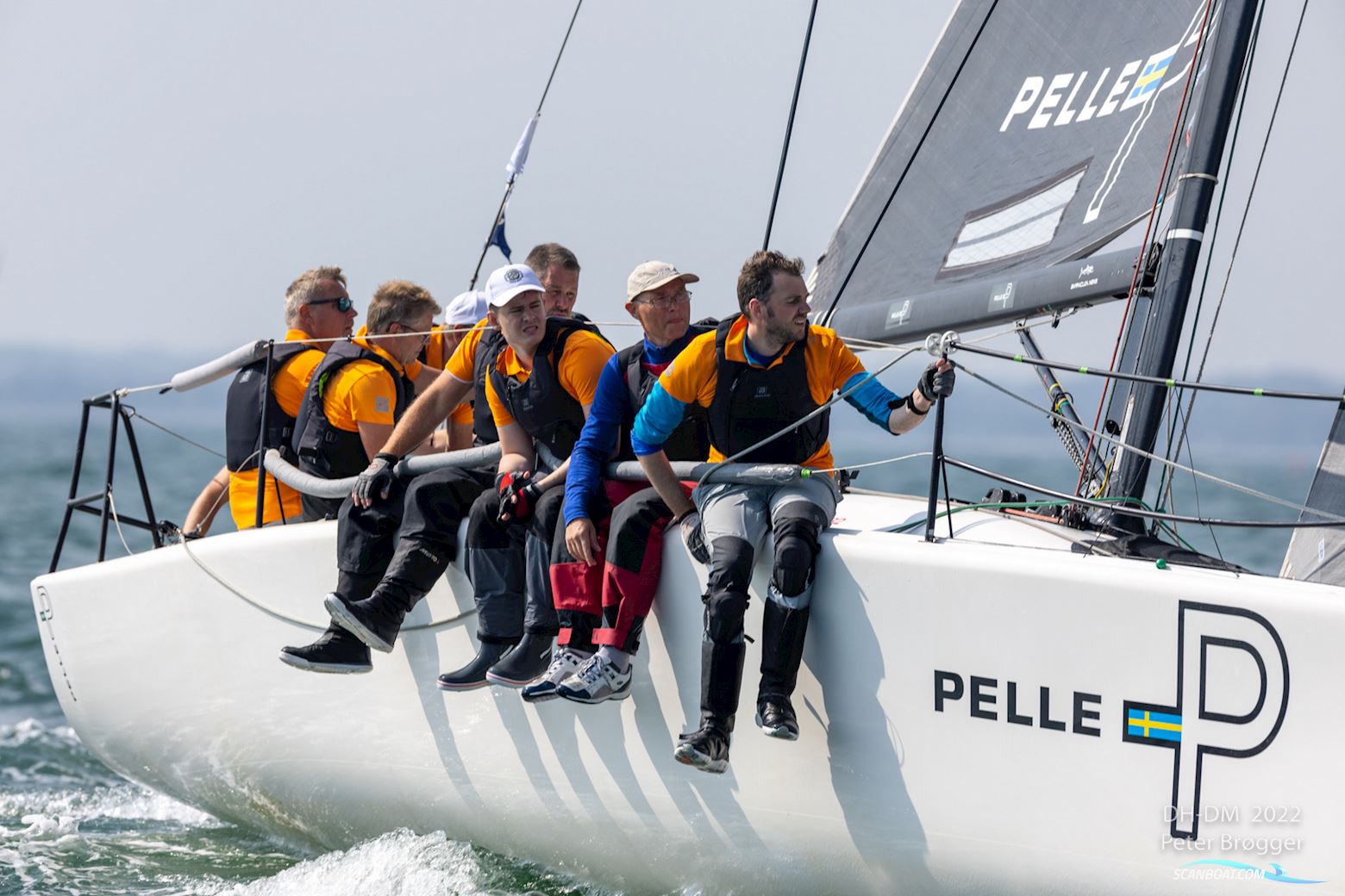 Melges 32