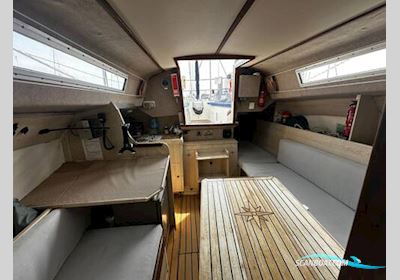 Mirage 28 Sailingboat 1979, with Thorney Croft engine, United Kingdom