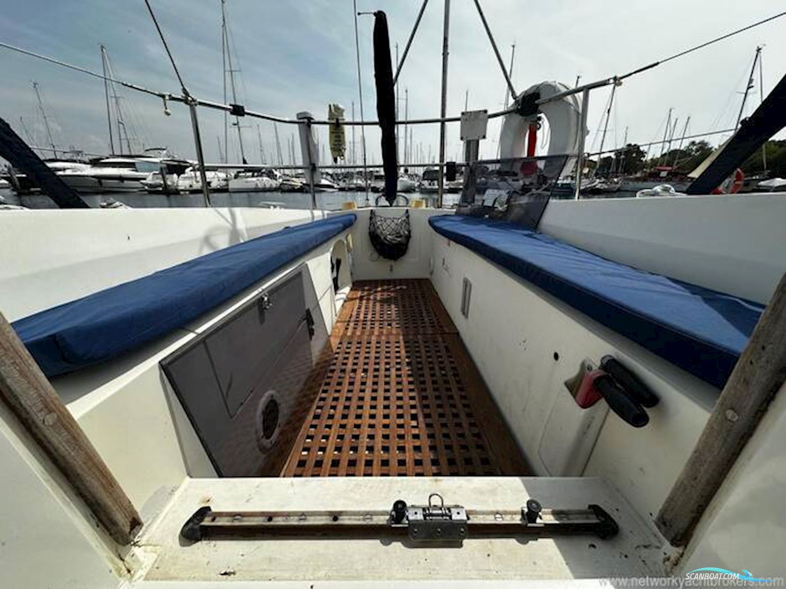 Mirage 28