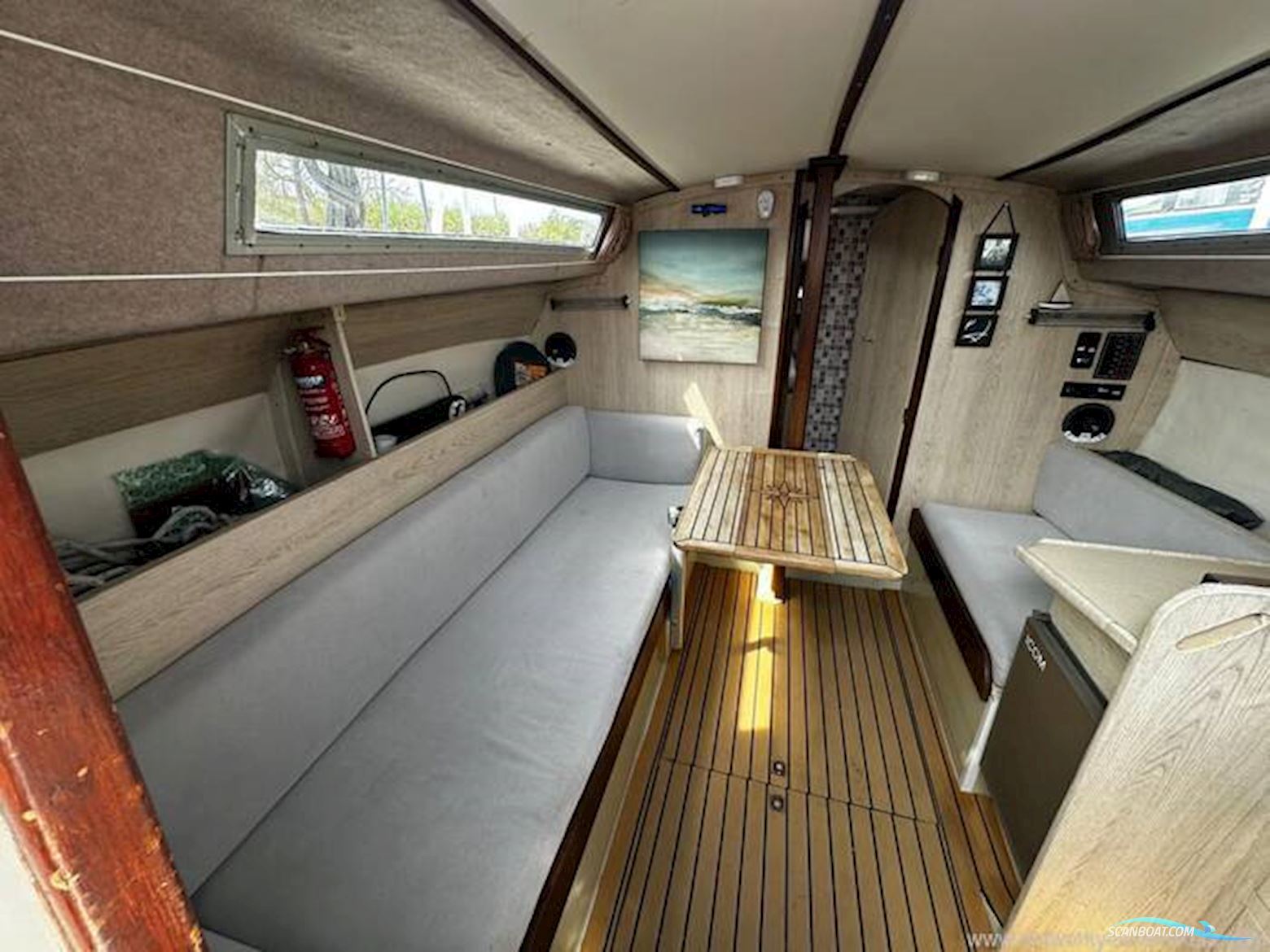 Mirage 28