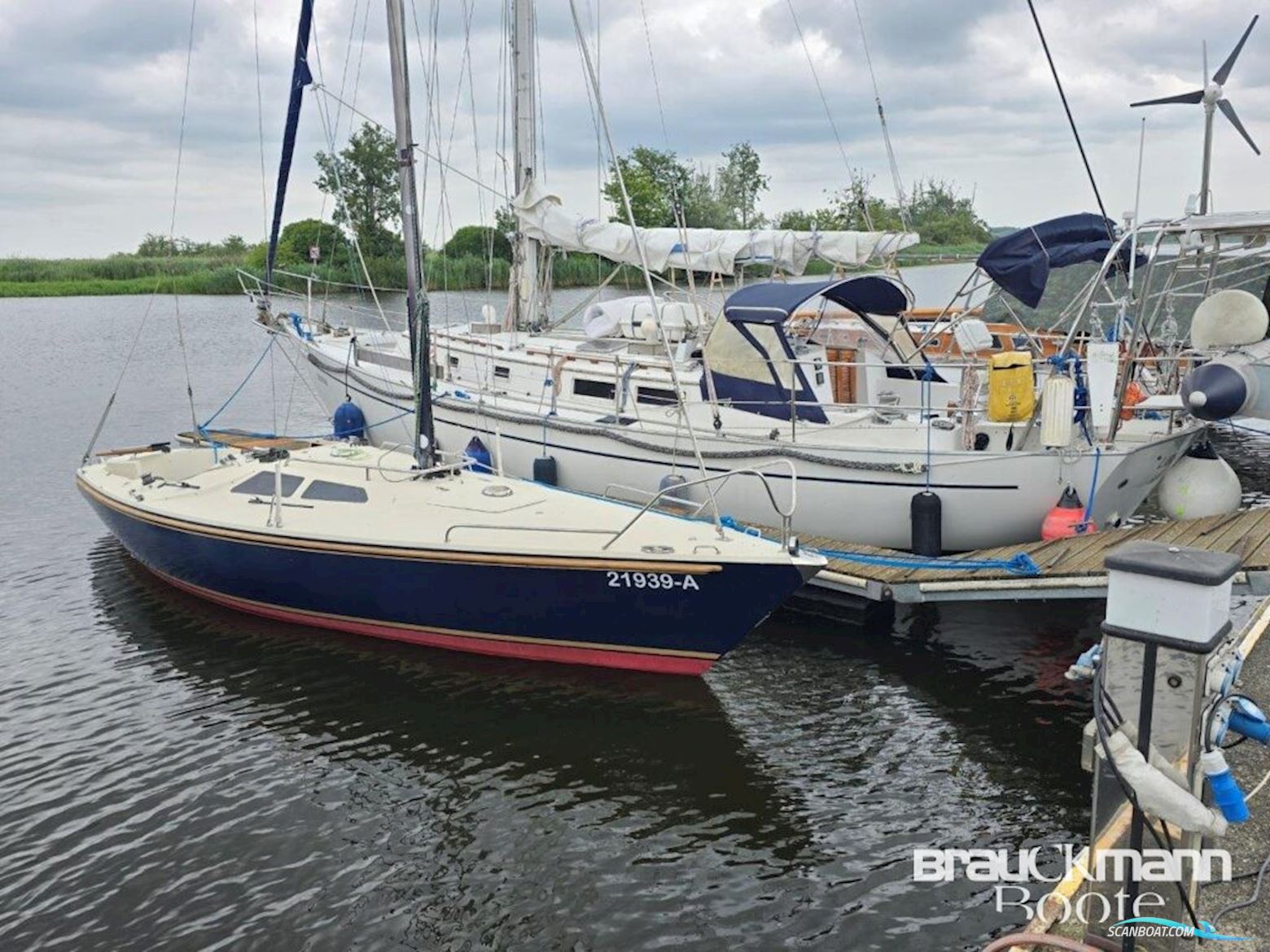 Monark International 806