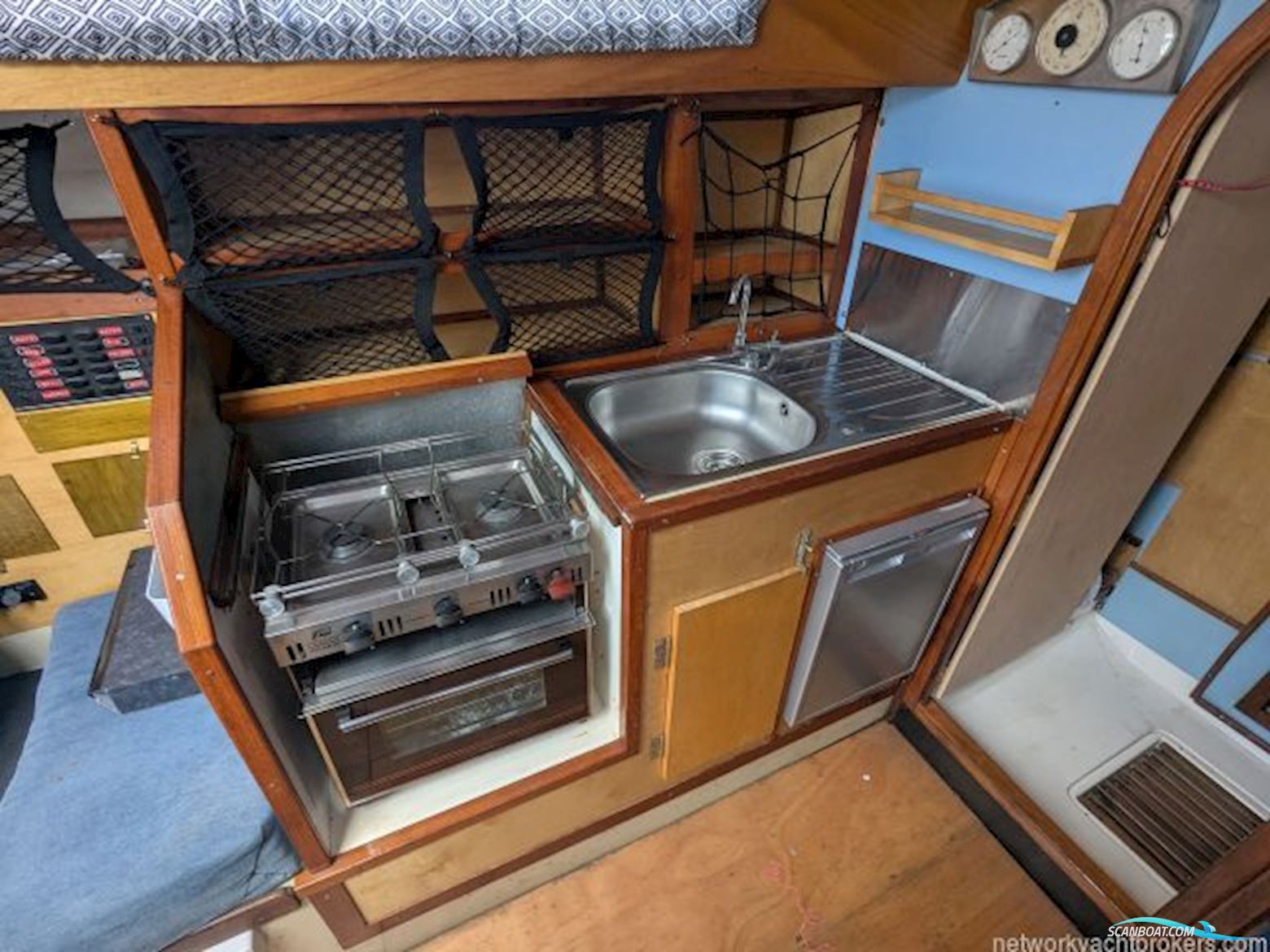 Moody 33 MK I Centre Cockpit