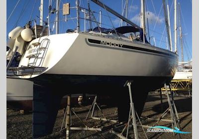 Moody 37 Sailingboat 1986, with Thornycroft engine, United Kingdom