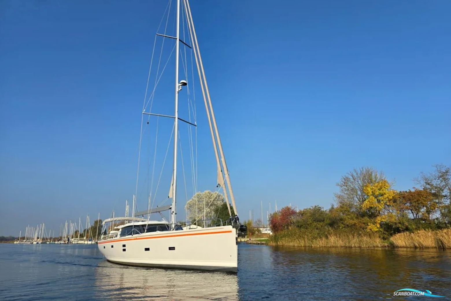 Moody 54 DS - Decksaloon