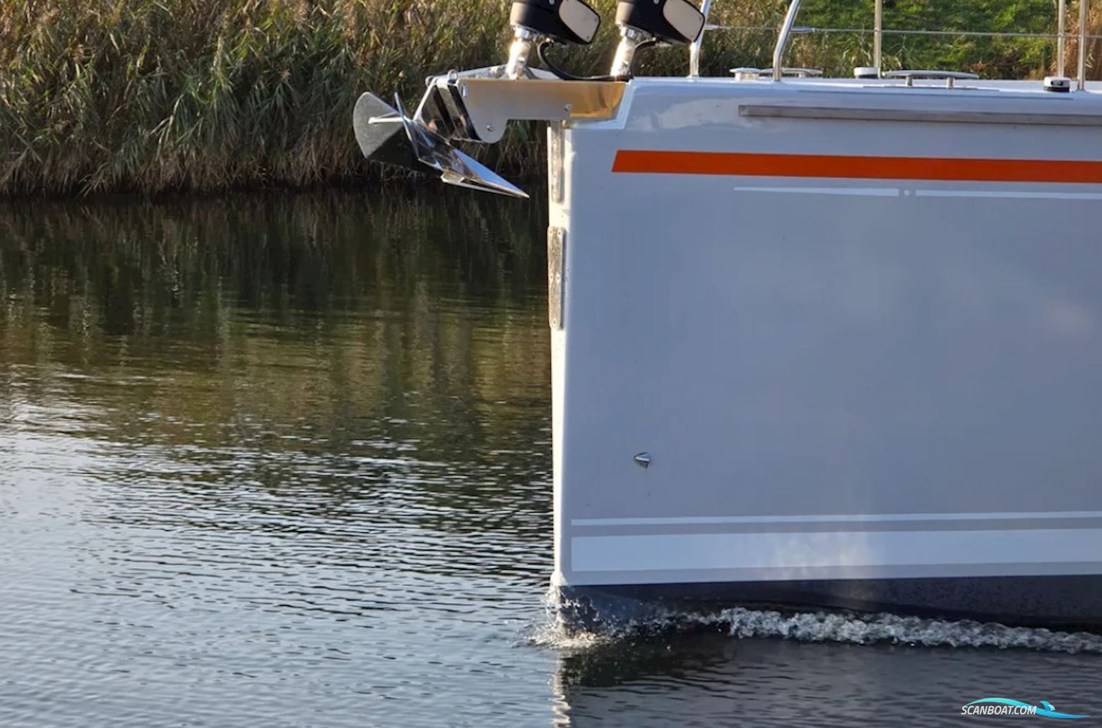 Moody 54 DS - Decksaloon