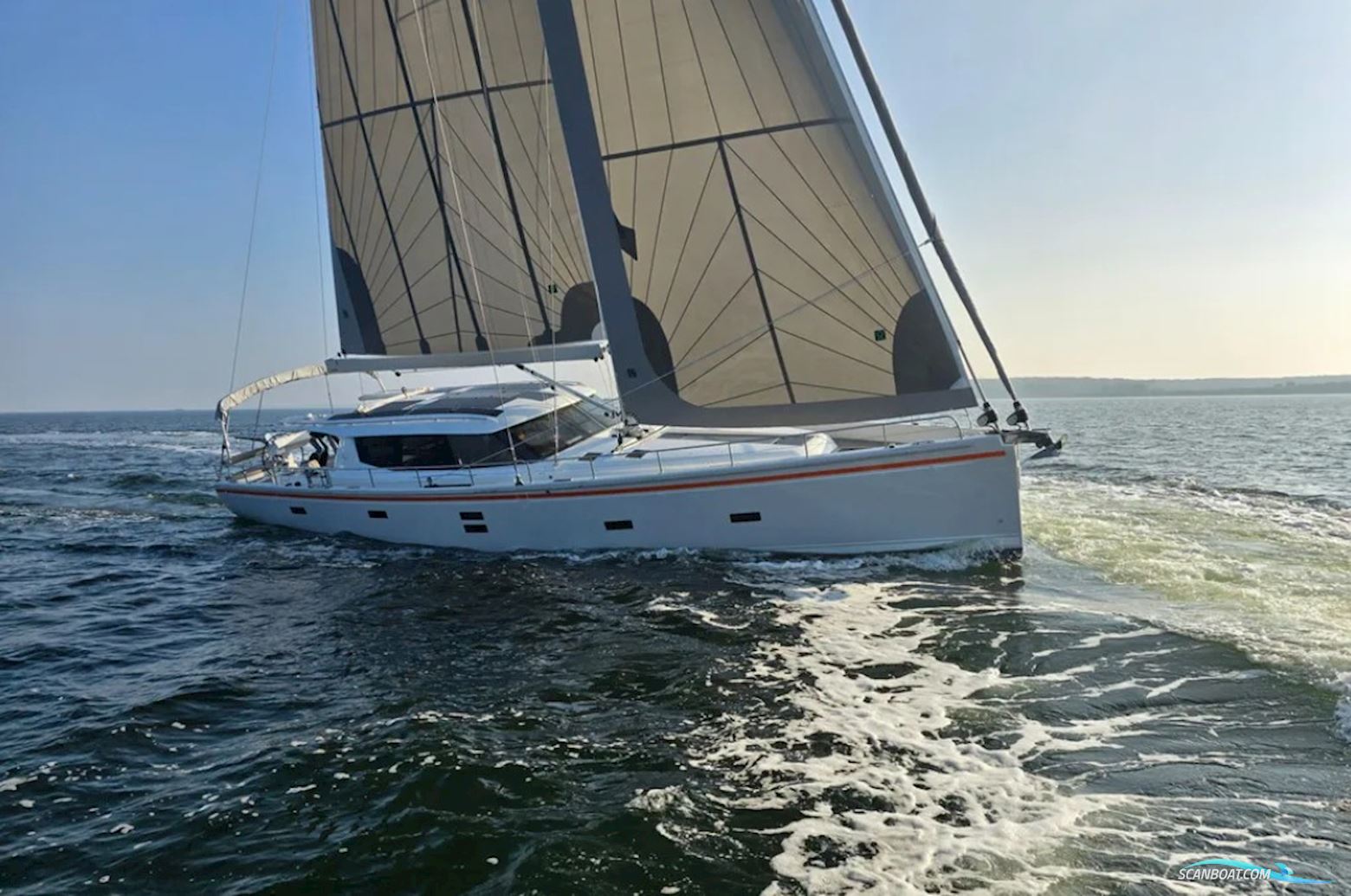 Moody 54 DS - Decksaloon