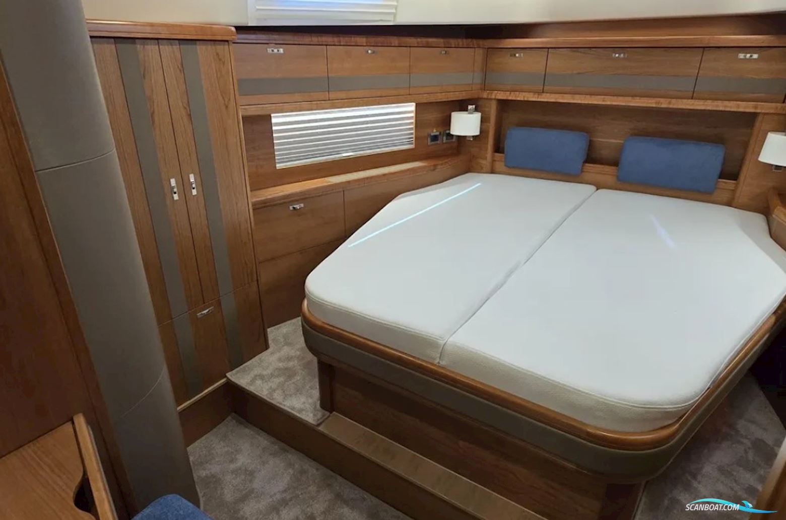Moody 54 DS - Decksaloon