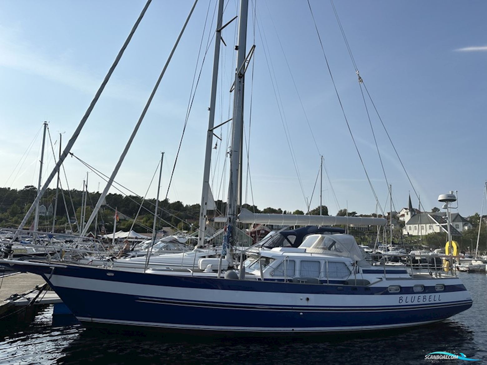 Motiva 41 DS Sailingboat 2001, with Perkins
 engine, Sweden