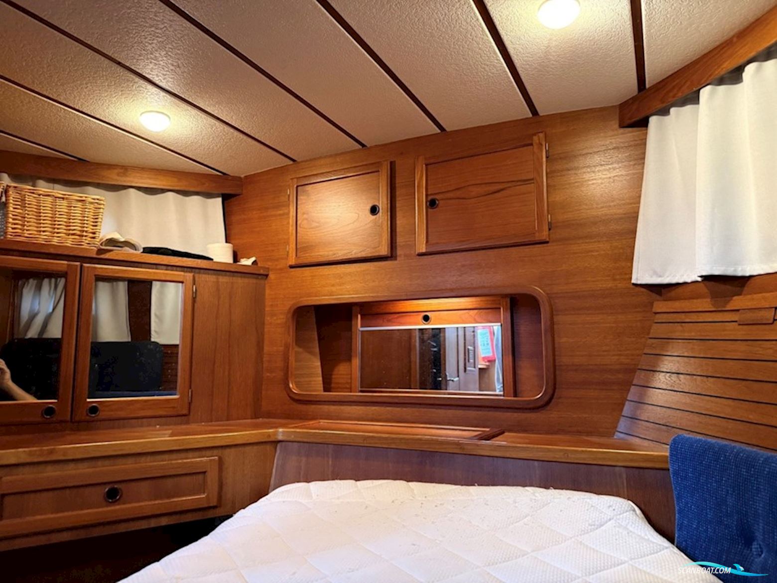 Nauticat 33 Ketch