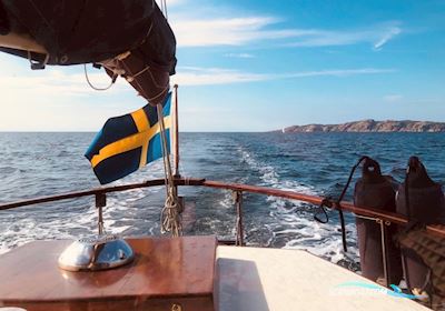 Nauticat 33 Sailingboat 1976, with Ford 2712e engine, Sweden