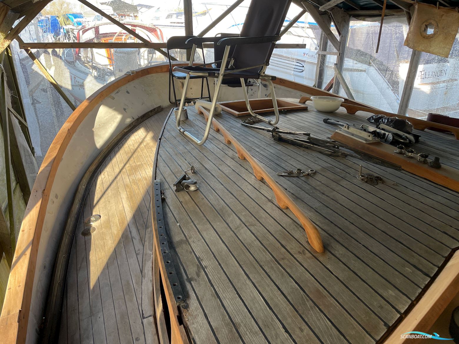 Nauticat 33