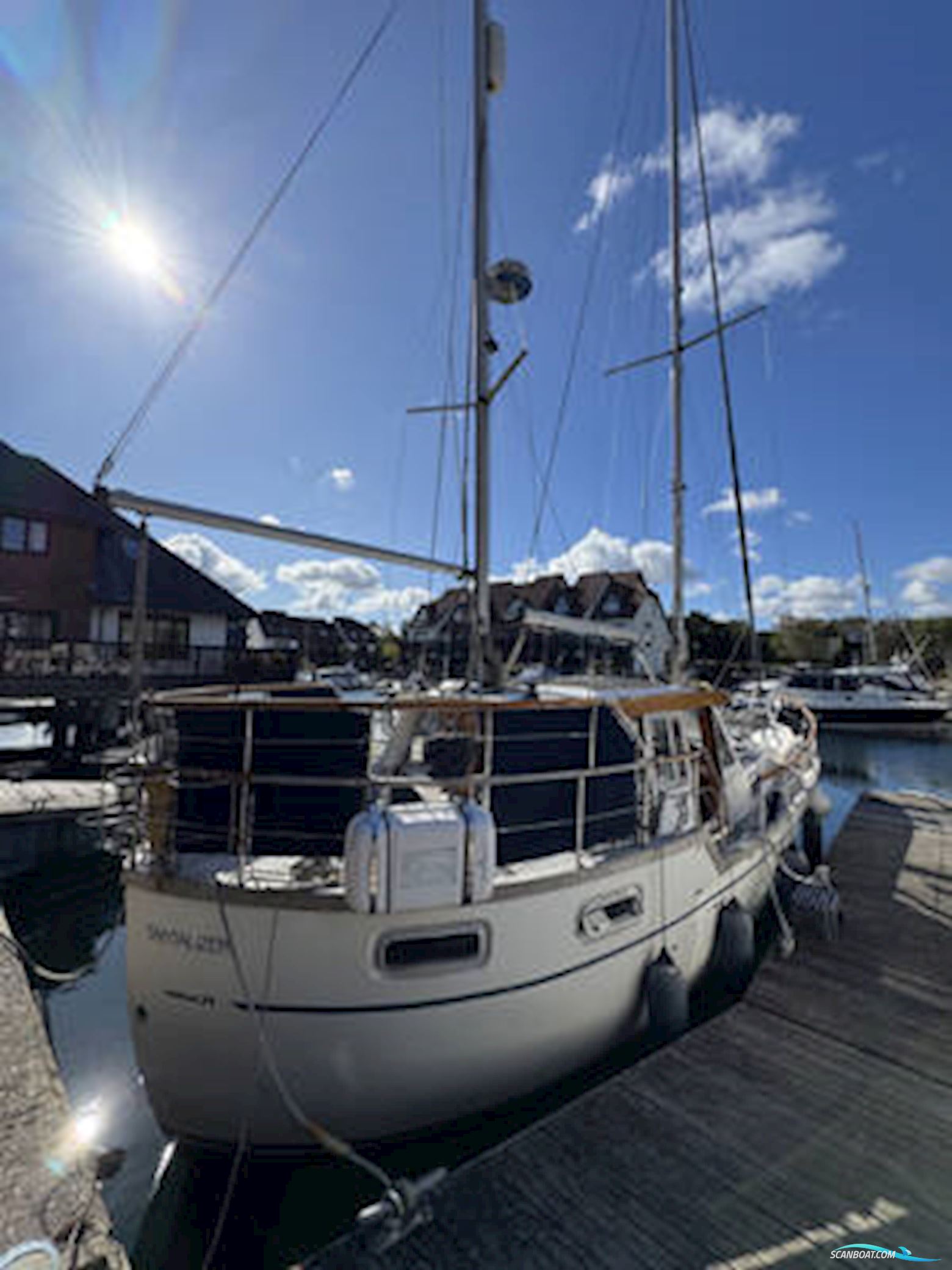 Nauticat 33