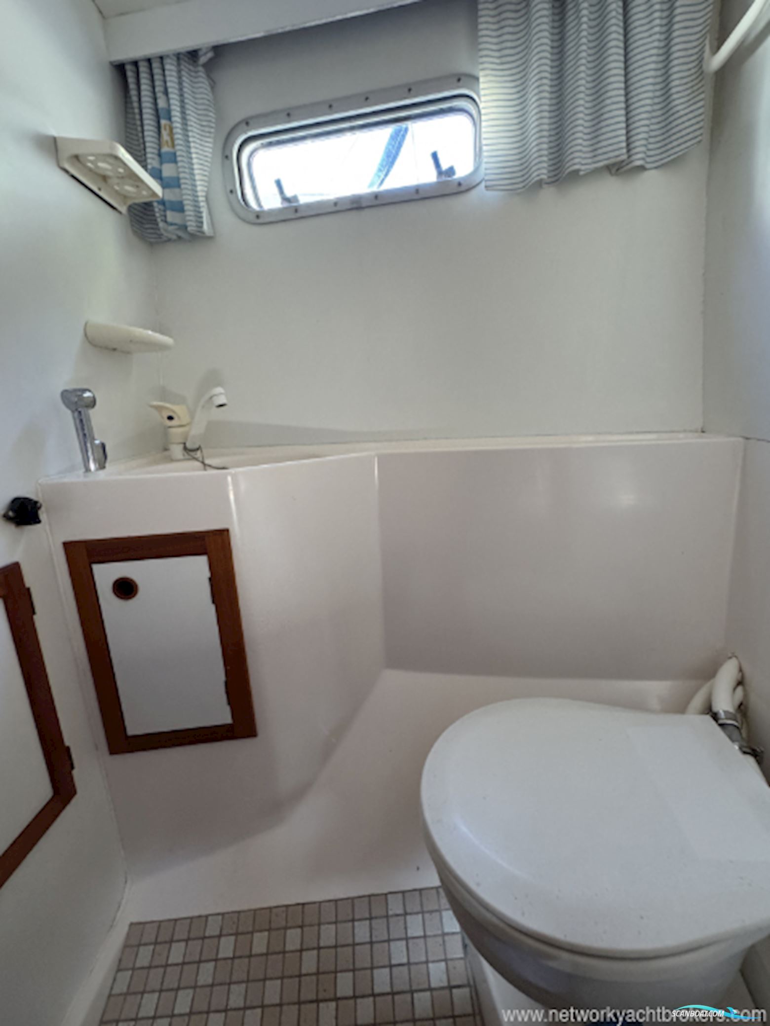 Nauticat 33