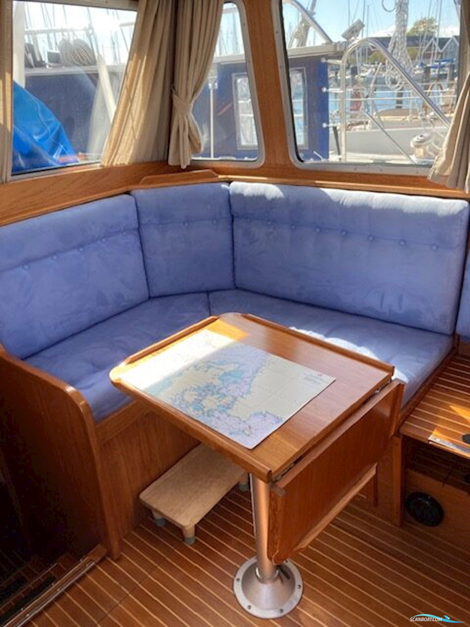 Nauticat 33, Velholdt og Opdateret.